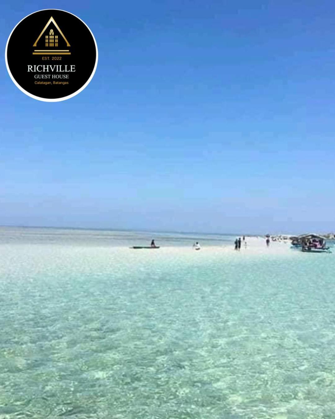 Richville Little Boracay Guest House Calatagan Buitenkant foto