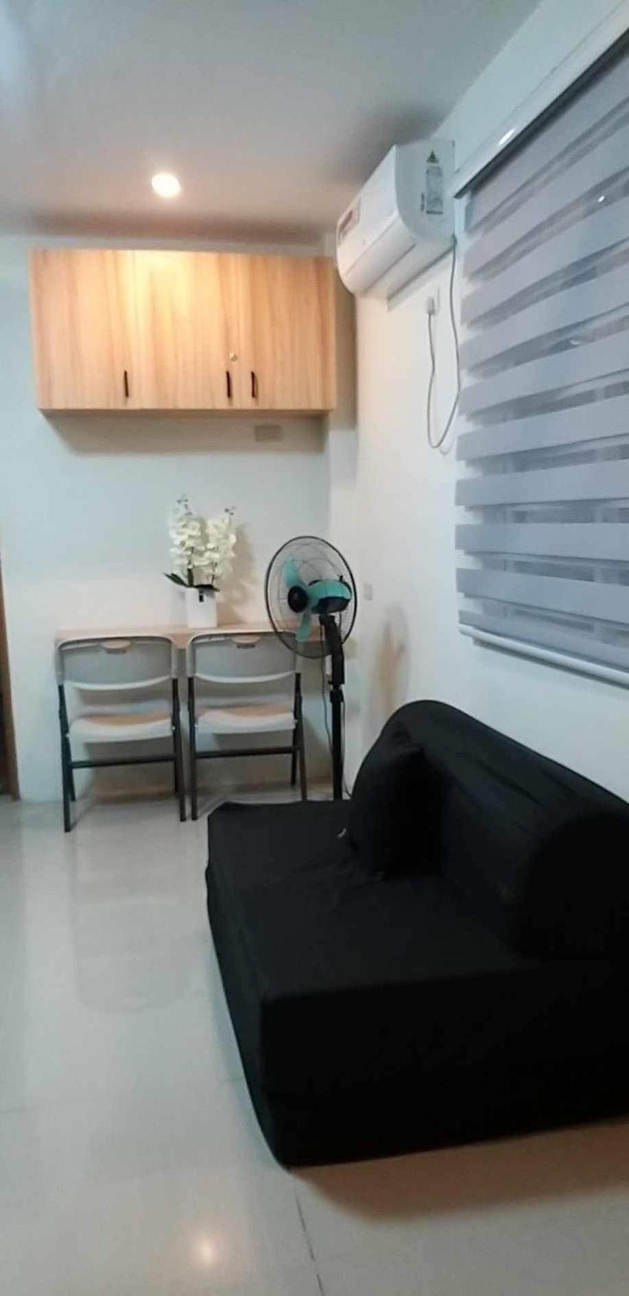 Richville Little Boracay Guest House Calatagan Buitenkant foto