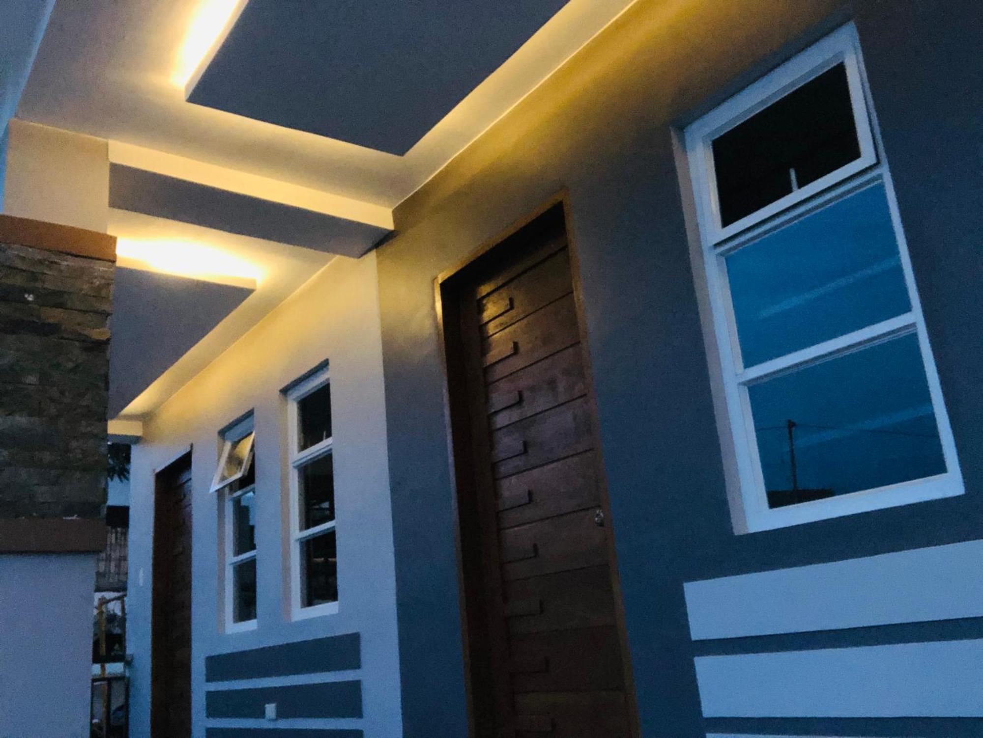 Richville Little Boracay Guest House Calatagan Buitenkant foto